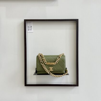 Chanel Bracelet on Chain Flap Olive Caviar GHW