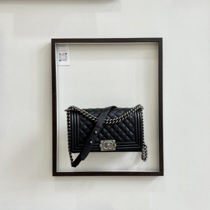 Chanel Old Medium Boy Flap Black Caviar RHW
