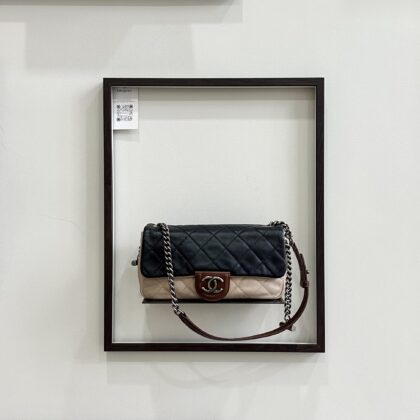 Chanel Medium Country Chic Bicolor Black/Cream Lambskin RHW