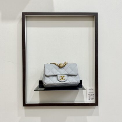 Chanel 24P Heart Crush Sweetheart 19cm Grey Caviar GHW