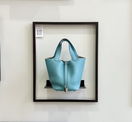 Hermes Picotin 18 Lagon Clemence PHW