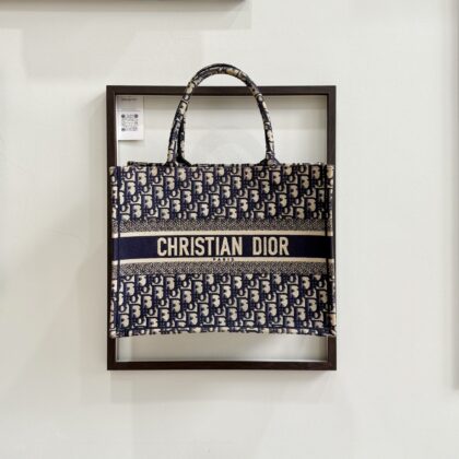 Dior Medium Book Tote Navy Oblique Jacquard