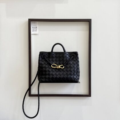 BV Small Andiamo Black Intrecciato GHW