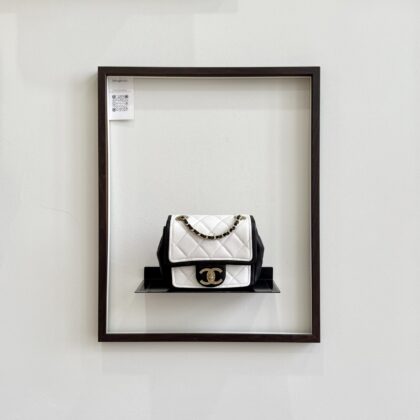 Chanel Mini Graphic Flap White/Black Lambskin Brushed GHW