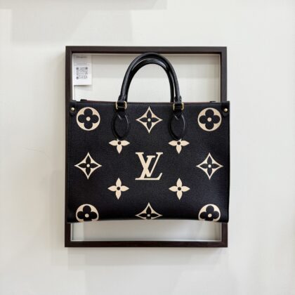 LV On the Go MM Bicolor Empreinte Leather GHW