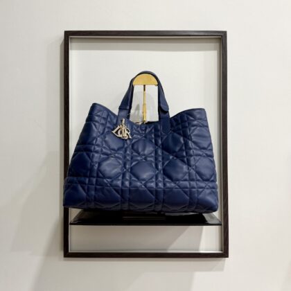 Dior Large Toujours Bag Blue Calfskin GHW