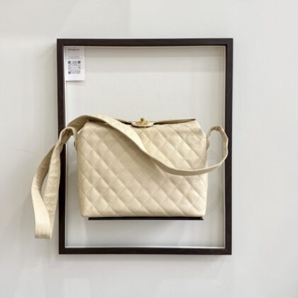 Chanel Vintage CC Matelasse Upper Coco Mark Beige Caviar GHW