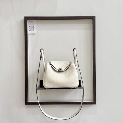 Hermes Mini Lindy II Cream Clemence PHW
