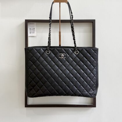 Chanel Turnlock Shoulder Tote Black Lambskin SHW