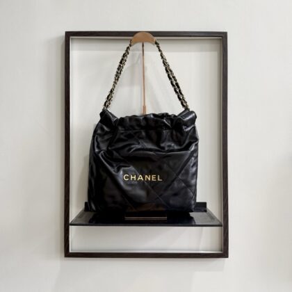 Chanel 22 Small Black Calfskin GHW