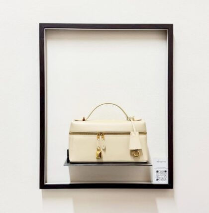 Loro Piana Extra Pocket Light Mastic/Sun Gold Caflskin L23
