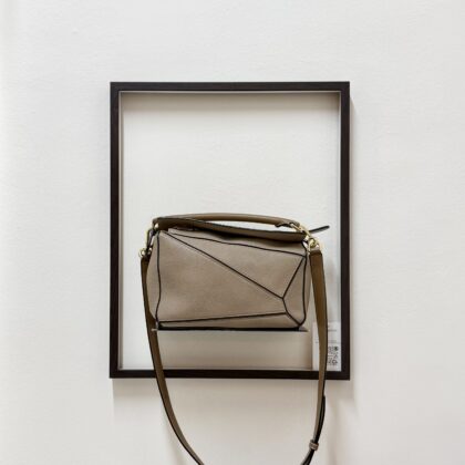 Loewe Small Puzzle Sand Grained Leather GHW